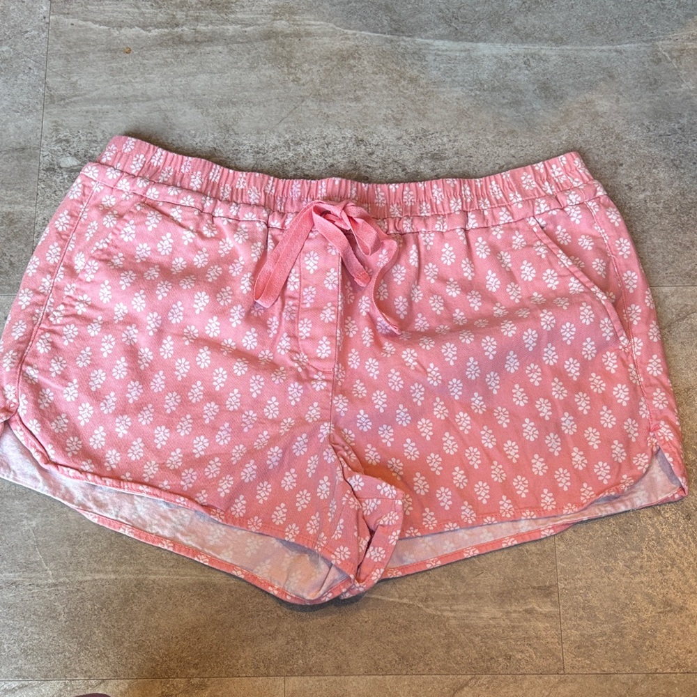 LOFT Pink and White Women's Shorts